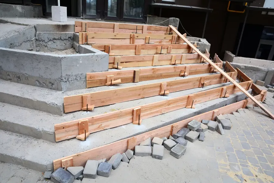 Common Indicators Your Concrete Sidewalk Needs Repair in Oxnard CA